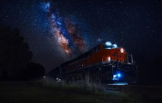 星空下的火车