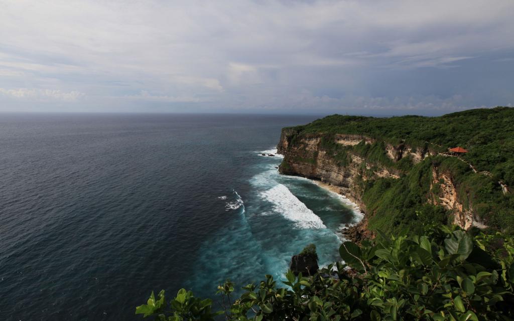 巴厘岛情人崖自然风景