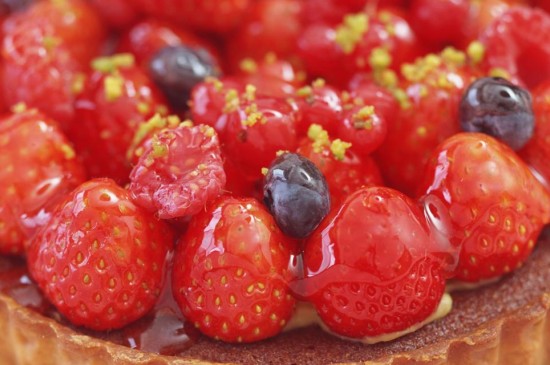 美味甜品草莓蛋糕图片
