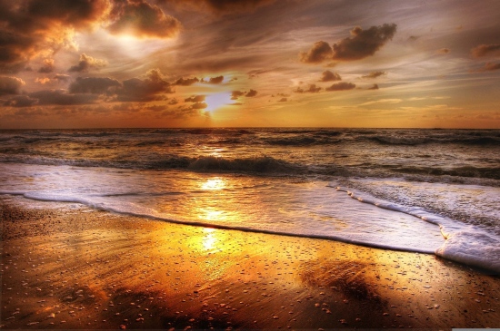 唯美浪漫的海上日落图片