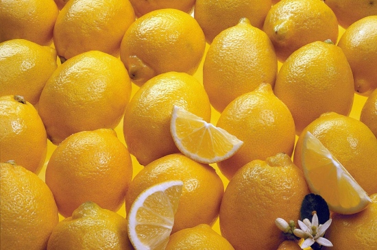 柠檬平铺的图片
