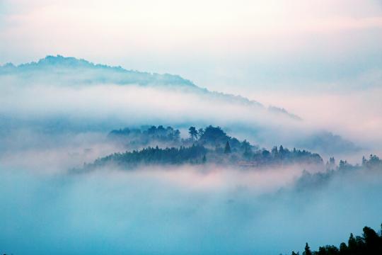 徽州晨雾是如此的迷人