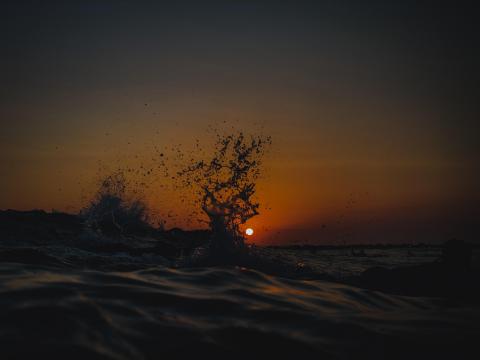 日落时分的大海风光