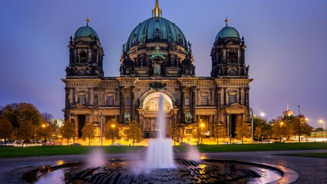 神圣而又不缺乏风情的柏林大教堂