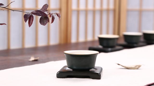 台湾卓尚堂21头陶瓷茶具